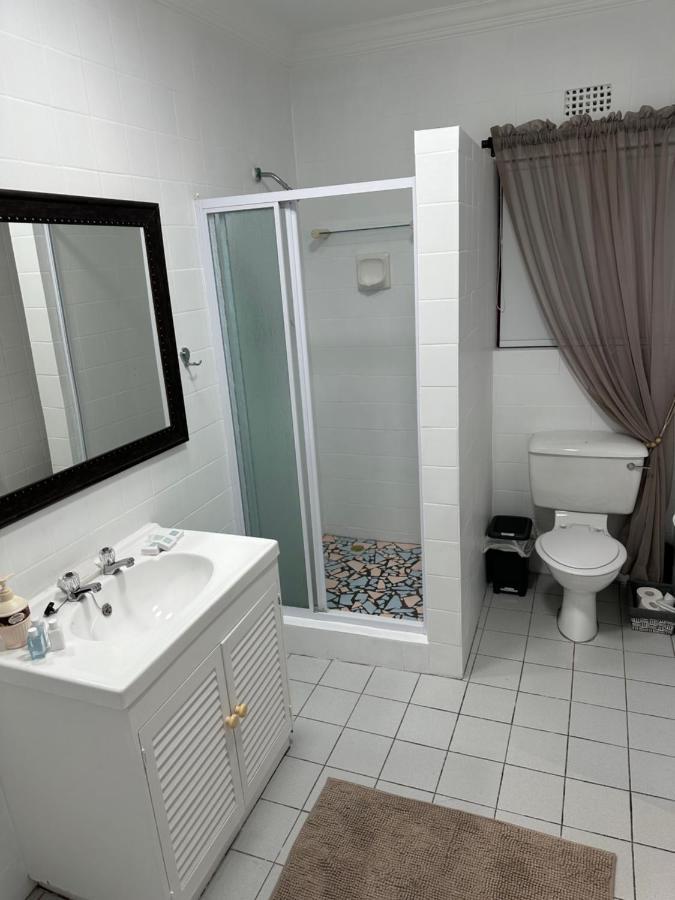 Tranquil Private Rooms Hermanus Exterior photo